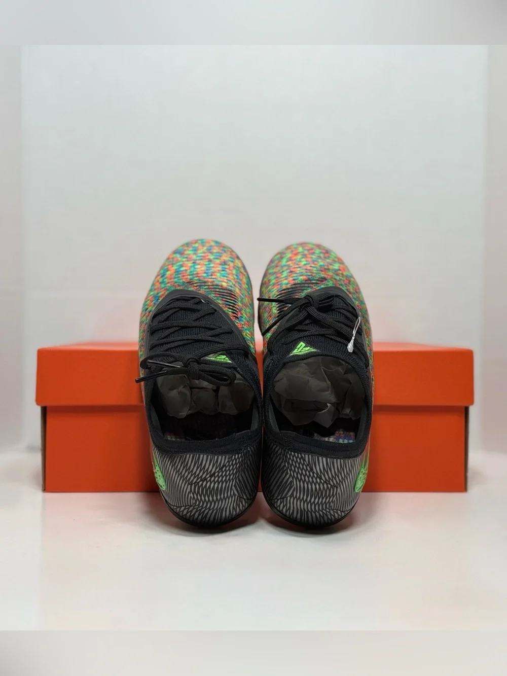 Size 4.5Y Nike Phantom 6 Pro Low FG/MG x EAFC Big Kids Soccer Cleats IH1775-900